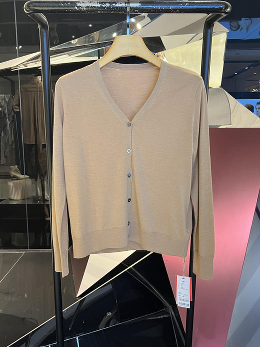 女士羊毛V领开衫 商品图0