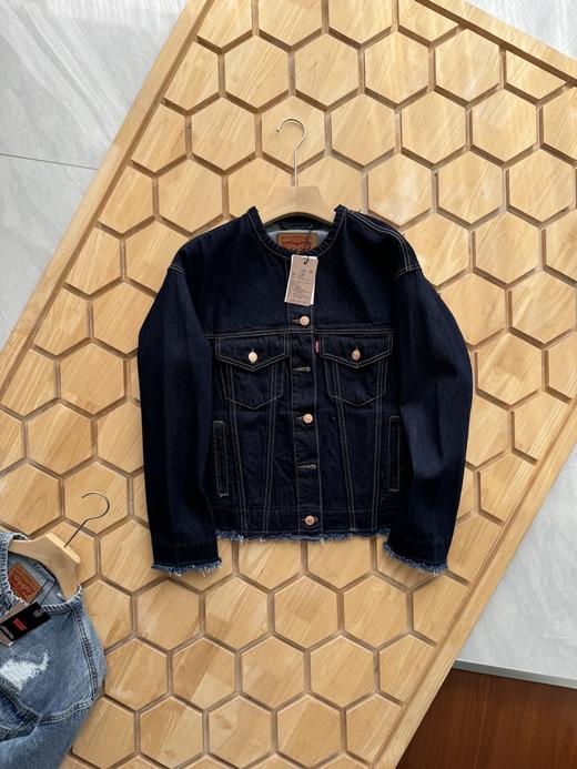 点此购买 Levi's李维斯春秋季女士破洞牛仔外套 daxu 298655 商品图3