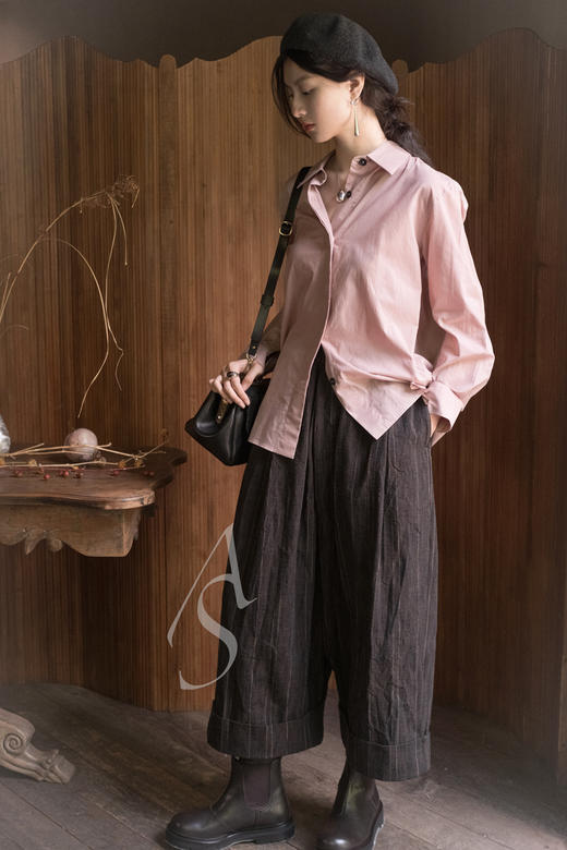 Munoz Vrandecic  黑色中号铜柄医生包 商品图5