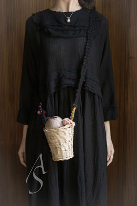 Daniela Gregis  手工钩针背带中号/小号竹编篮型包