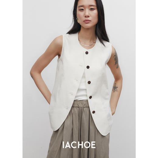 棉仓3521599004- 夏季静奢风灵地思羊毛单排扣圆领马甲小外套 商品图0