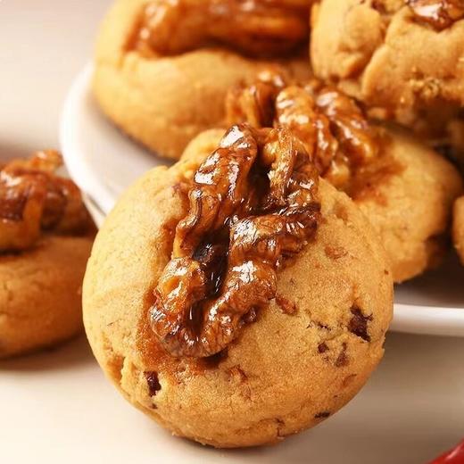 桂香苑红枣核桃酥饼干坚果整颗核桃仁手工中式糕点办公室休闲零食 商品图3