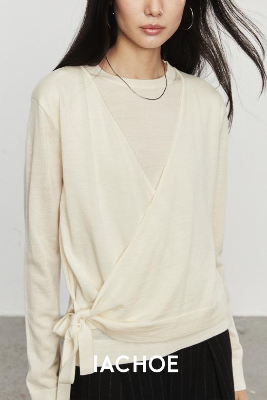 棉仓3561506002-秋季圆领高质感羊毛衫 交叉门襟芭蕾套头假两件针织开衫 商品图4