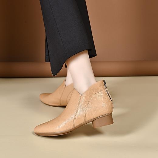 雀说  真皮头层牛皮尖头短靴女中跟皮靴YJ7016 商品图2