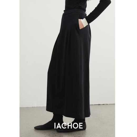 棉仓3561517001- 秋冬通勤斜门襟黑色半身裙  步履不停厚款直筒中长款裙 商品图1