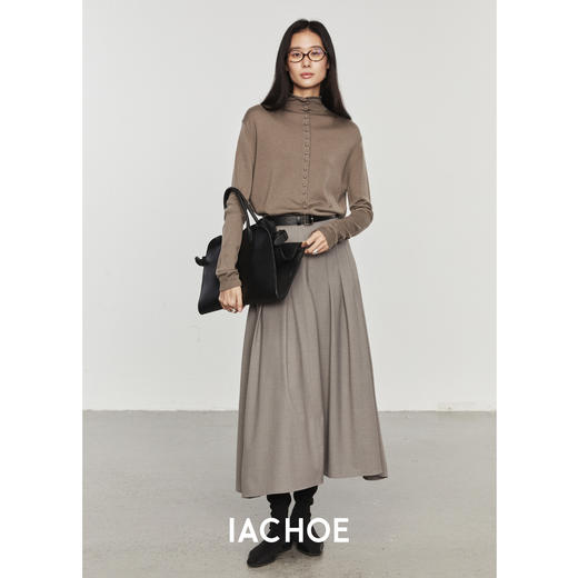 棉仓3571506001-秋季高质感羊毛衫 静奢风薄款高领单排扣毛衣 商品图3