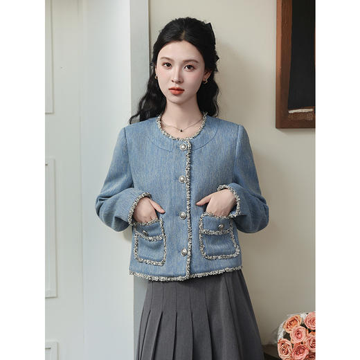TZW-小香风花边复古短外套女2024秋冬新款高级感雾霾蓝圆领长袖上衣 商品图3