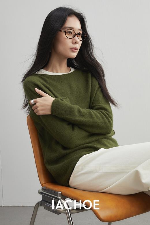 棉仓3561505012-秋季宽松无缝一体羊毛衫  静奢风羊毛羊绒蚕丝毛衣 商品图4