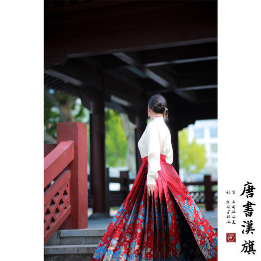 【凤求凰·宫墙红】织金妆花工艺新中式国风马面裙精贵凤凰套装 商品图2