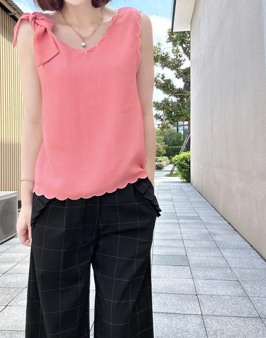 TYNVIE 拆卸蝴蝶结波浪边背心-橘粉色 商品图4