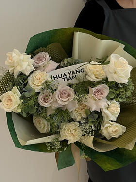 温柔呢喃 · 花束