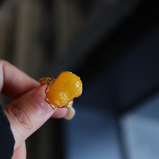 【宫里戒指】蜜蜡貔貅开口戒指 CR 商品图1