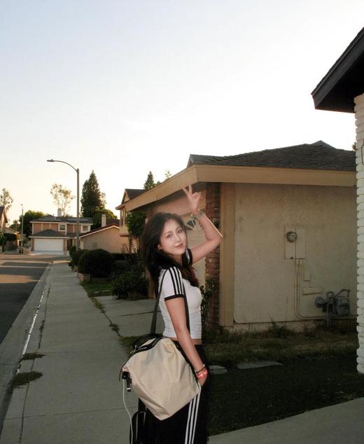 Longchamp珑骧新款帆布大容量双肩背包（SS） 商品图8