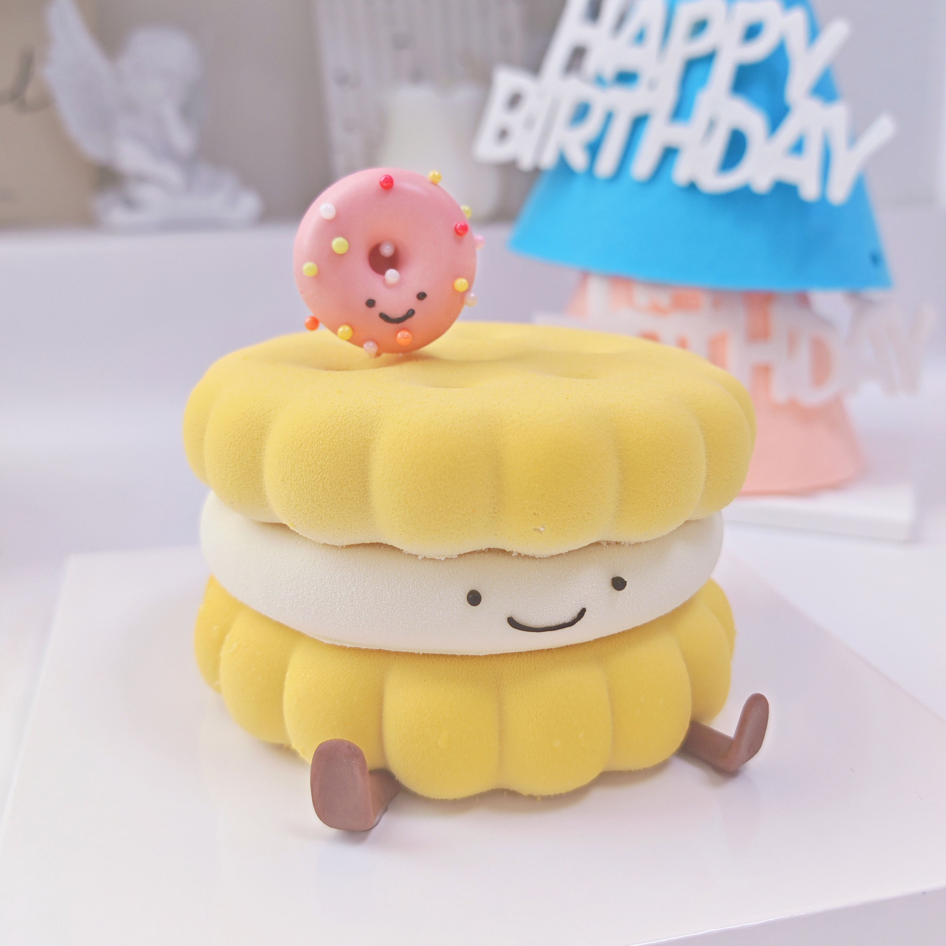 甜甜圈Emoji圆形蛋糕