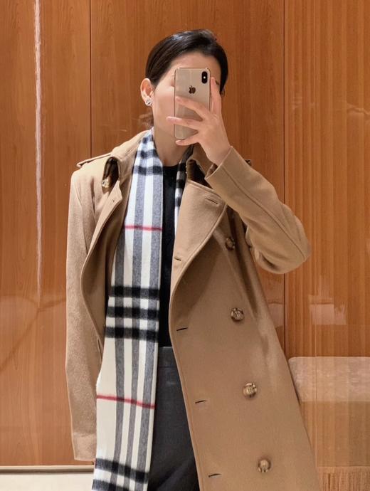 Burberry 经典格纹羊绒围巾 商品图2