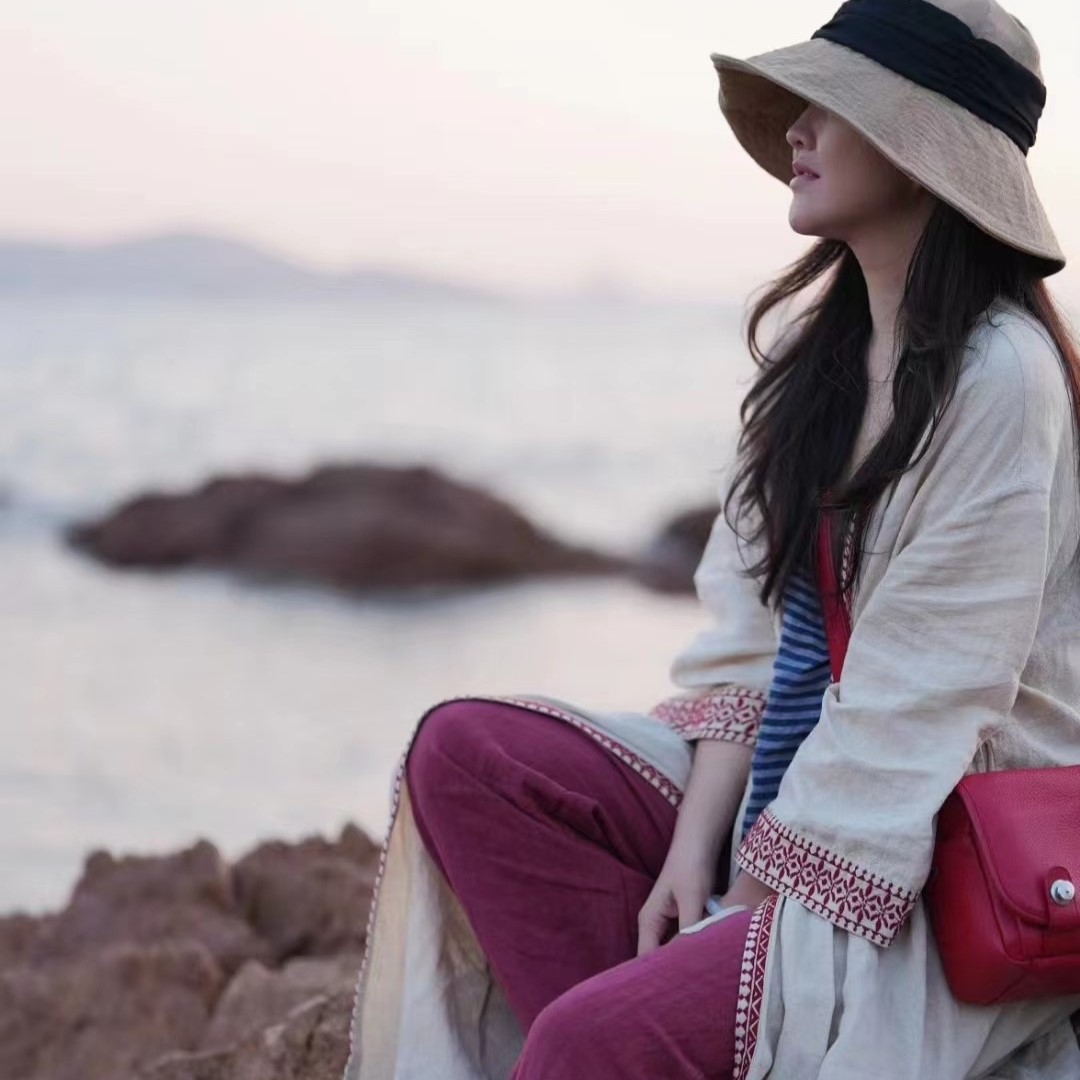 绽放旅行女装630朵/早秋石磨洗加厚亚麻原创花型绣花长款复古开衫