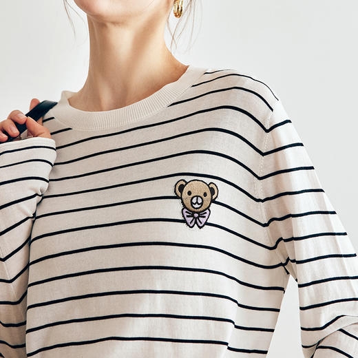 
OLrain欧芮儿法式条纹针织衫女秋季2024年新款宽松丝光棉打底上衣 商品图3