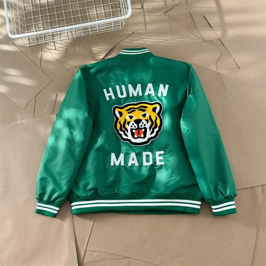 点此购买 Human Made复古后背毛巾绣老虎头棒球服夹克外套薄棉服 gz 298793 商品图3