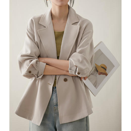 【高货ayts】全新升级【铂金会员330/天猫439/差价109】(32454) 洛诗琳秋季新款高级感七分袖短款外套质感醋酸风衣 商品图1