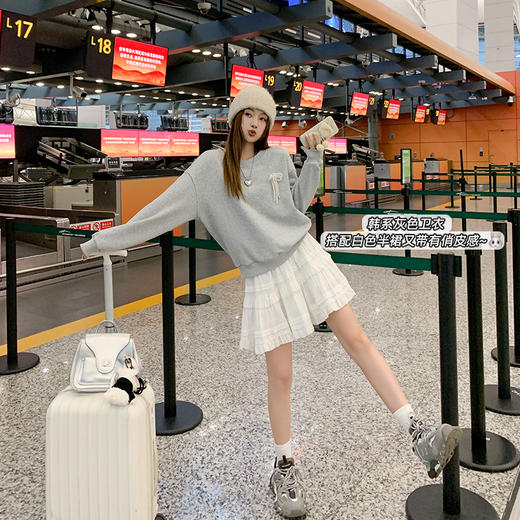 <曾小咸推荐>【韩系简约白色蝴蝶结花灰色卫衣 商品图0