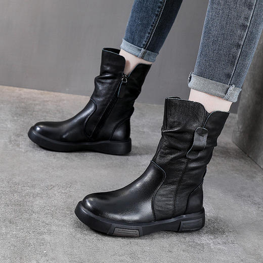 YR1988头层牛皮中筒马丁靴女秋冬新款棉靴平底中筒靴复古圆头骑士单靴子 商品图2