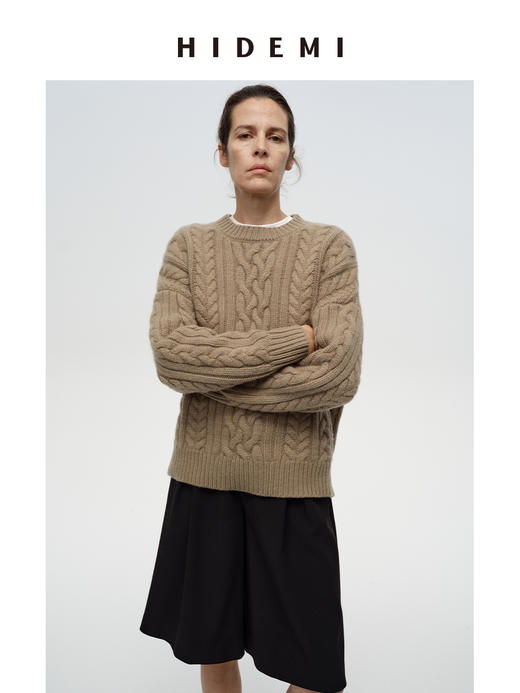 HIDEMI进口澳洲美利奴羊毛粗棒针绞花花针加厚款廓形宽松圆领套头大毛衣 鼠尾草灰绿|复古红棕 商品图6