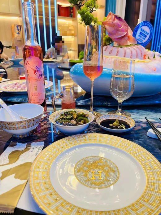 【天骄】桃红葡萄酒375ml*6（整箱），尝鲜桃红酒，甜润鲜爽，果香馥郁，口感绝佳！顺丰包邮 商品图2