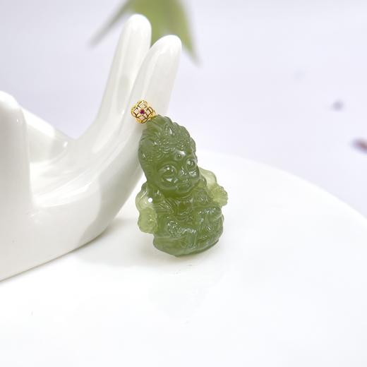 27337-18K和田玉度母38*27mm吊坠 商品图0