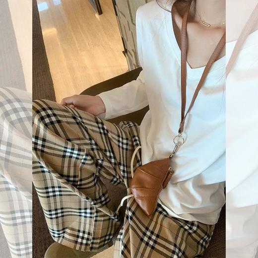 <曾小咸推荐>【韩系百搭白色V领宽松显瘦长袖T恤 商品图2