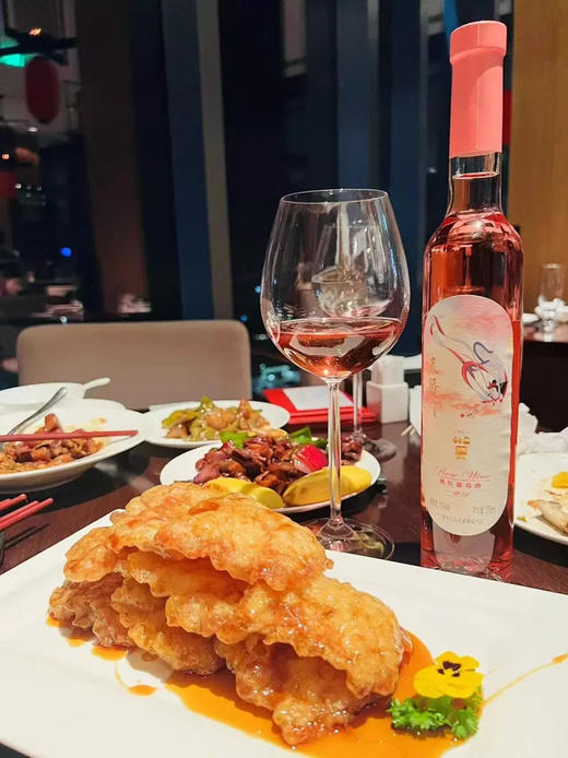 【天骄】桃红葡萄酒375ml*6（整箱），尝鲜桃红酒，甜润鲜爽，果香馥郁，口感绝佳！顺丰包邮 商品图1