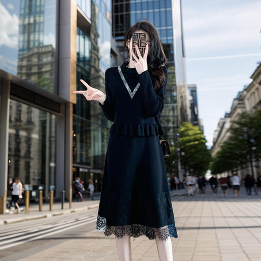 奢姿2024年秋季新款大码女装气质圆领套装胖妹妹烫钻设计两件套9831966780 商品图1