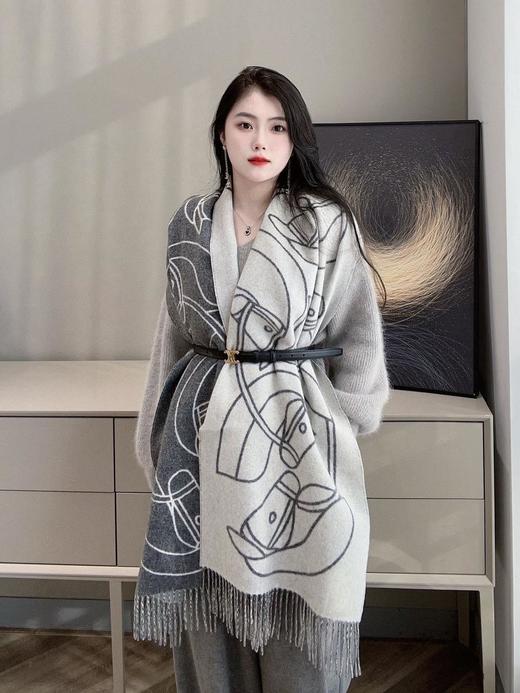 爱马仕新款马术交织围巾披肩（CB） 商品图1