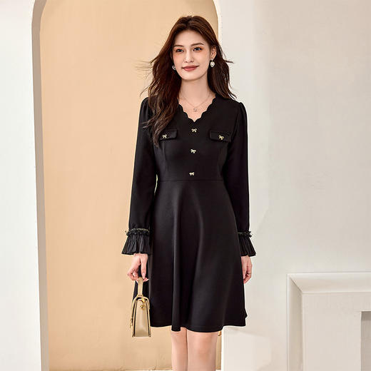 7/25奢姿2024年秋季新款大码女装波浪V领裙子胖妹妹气质拼接连衣裙9943853568 商品图0