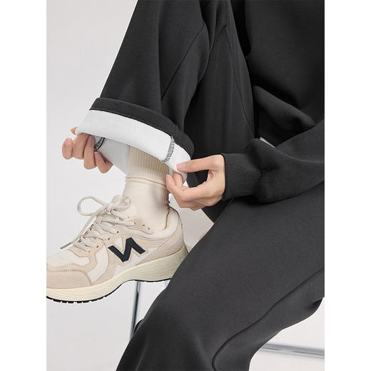 【年终特卖】熙世界通勤运动风加绒卫衣套装休闲裤两件套女2025新款秋冬一整套 商品图3