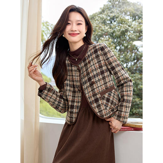 【年货节】熙世界2025秋冬款小香风夹棉外套女短款小个子复古格纹粗花呢上衣 商品图1