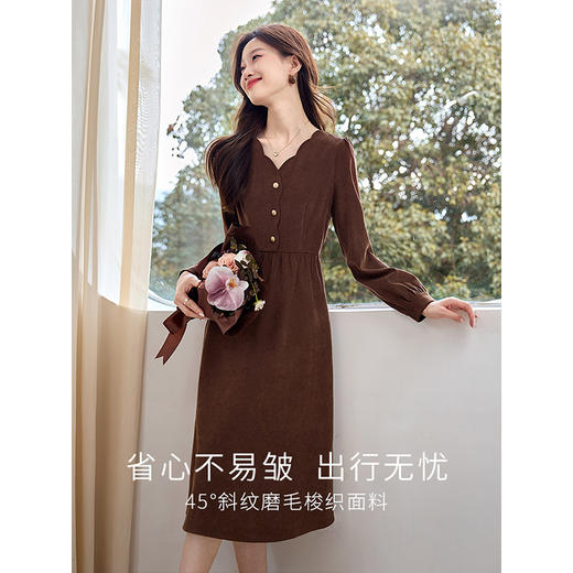【专属特价】熙世界美拉德风复古棕色V领连衣裙长袖a字中长裙子女2025秋冬新款 商品图3