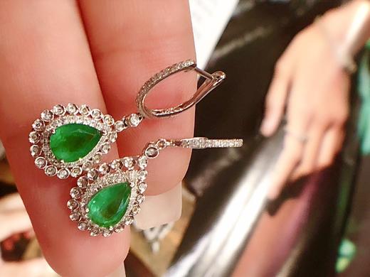 1.5克拉祖母绿耳扣 商品图4