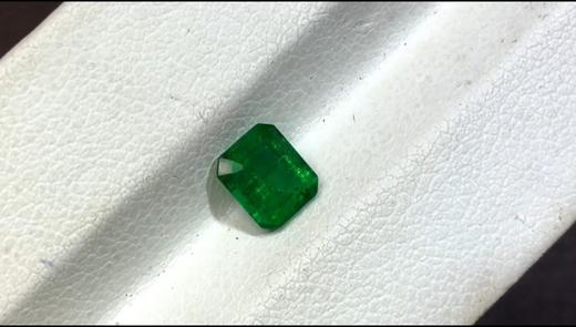 0.8克拉祖母绿裸石 商品图0