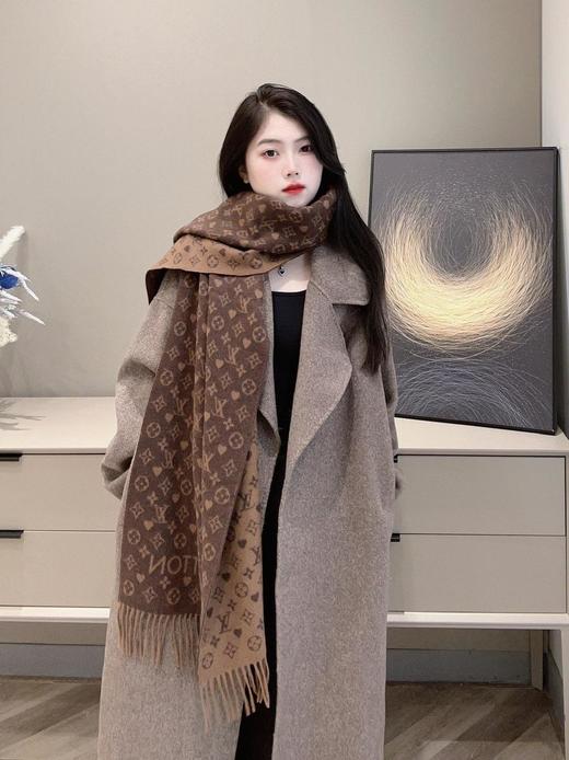 驴家*Monogram老花双面流苏围巾披肩（AN） 商品图2