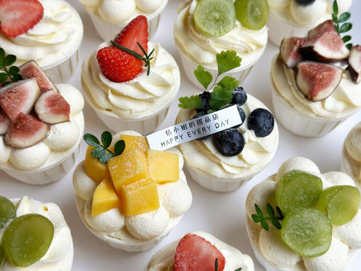 杯子蛋糕组合，四个翻糖文字可更换，提前3天预定，共18杯 商品图3