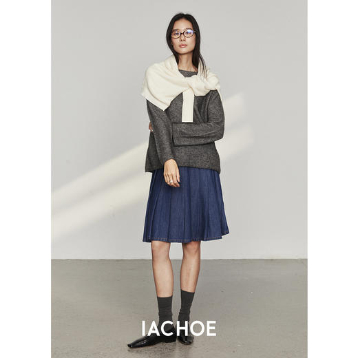 棉仓3561517005-秋季新品mui风百褶半身裙  通勤A字版牛仔半裙 商品图3