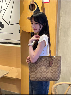 蔻驰新款ZipTop30老花帆布托特包（CB）