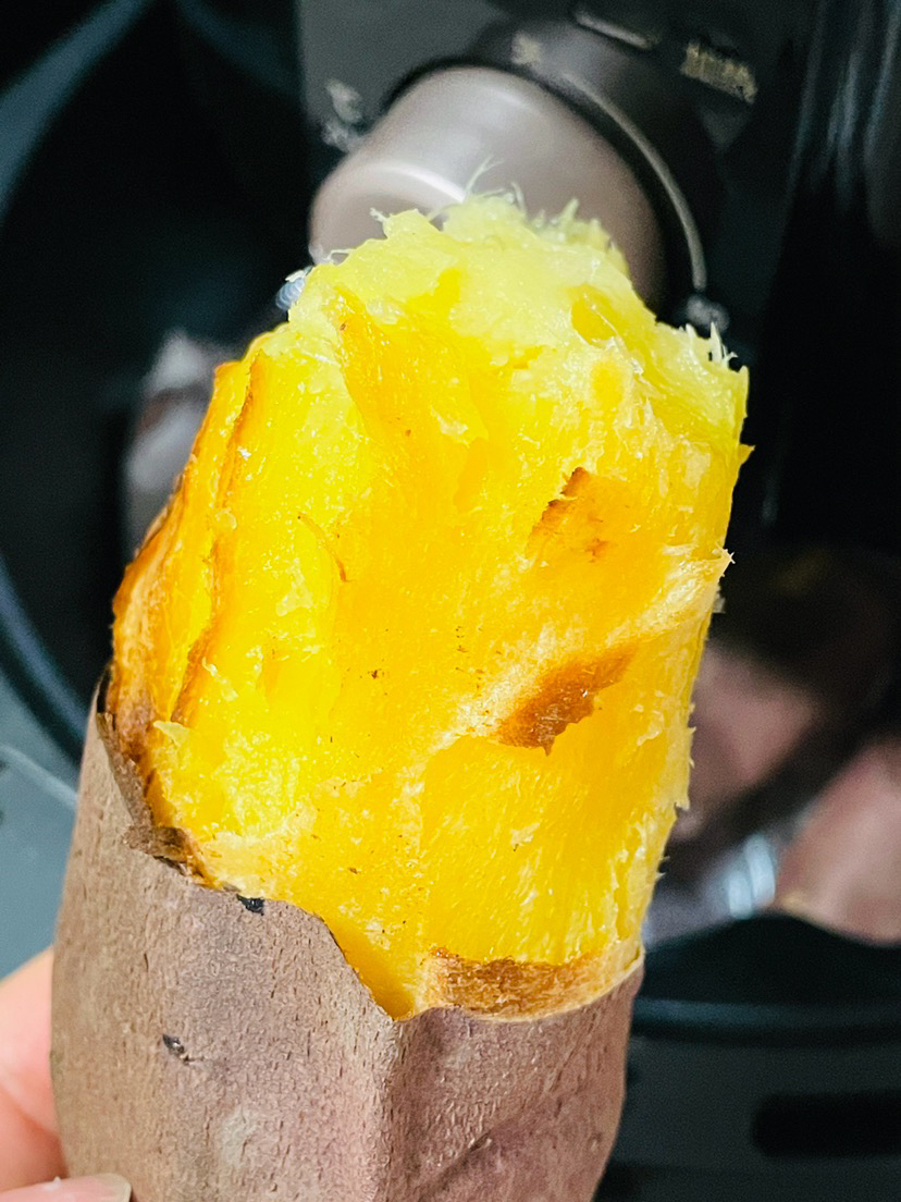 52良作＃更粉一些，来自北方，番薯里比较完美的存在，品质稳定，大自然给予的良心之作！烤，蒸，煮，样样都行！