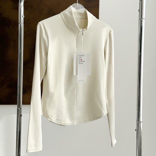 官网580！女士立领半拉链修身夹克 收腰显瘦弹力贴身瑜伽健身运动休闲上衣 商品图5