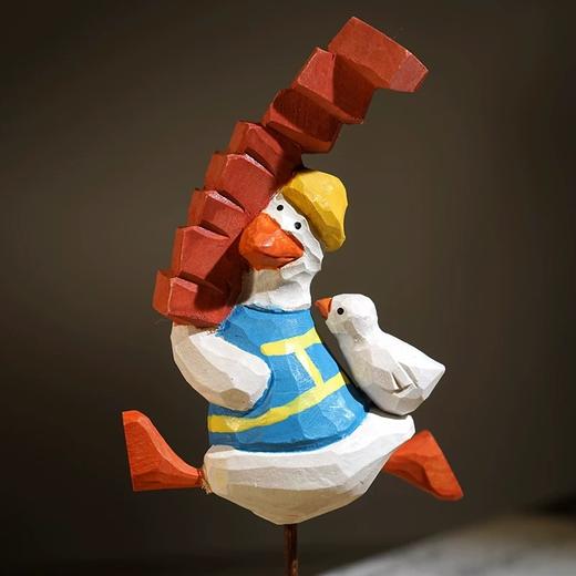 【清仓】木雕<搬砖鸭> 商品图3