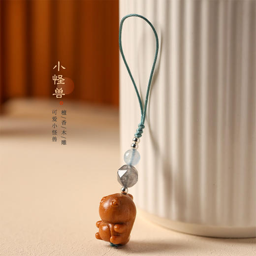 奥凸曼与小怪兽檀香木挂件 商品图2