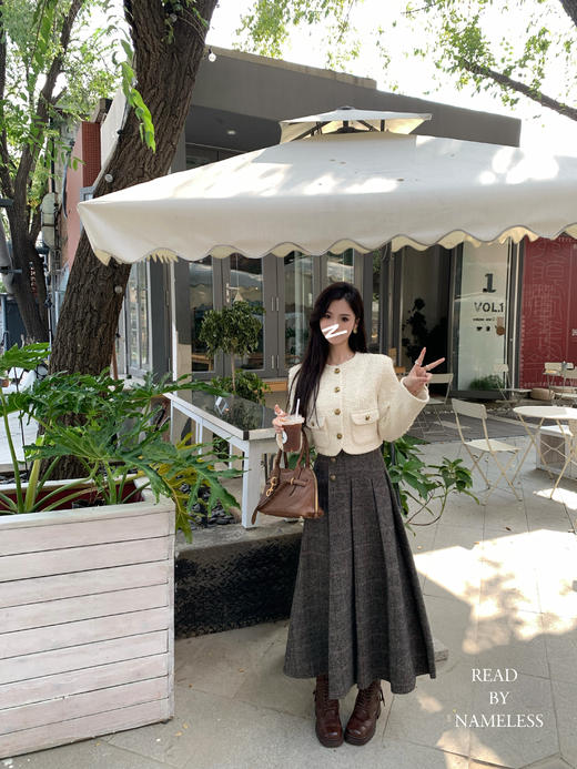 Read Nameless /海运面料圈圈羊毛小香外套＋人字纹羊毛百褶长裙 2024/10/7 商品图7