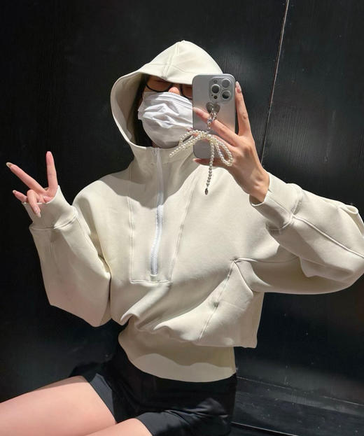 JNBY/江南布衣连帽短款卫衣100605 商品图0