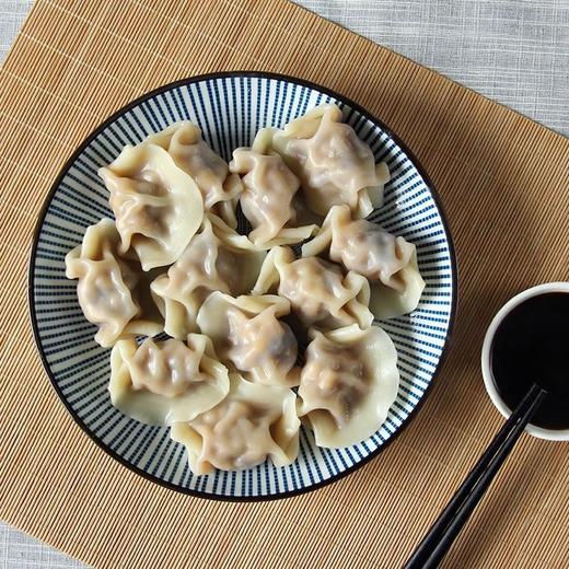 湾仔码头 玉米蔬菜猪肉水饺 240g(12只)/袋 商品图2
