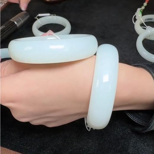 和田玉-羊脂宽条手镯 商品图1